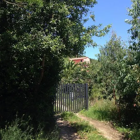 Casale Santa Lucia *